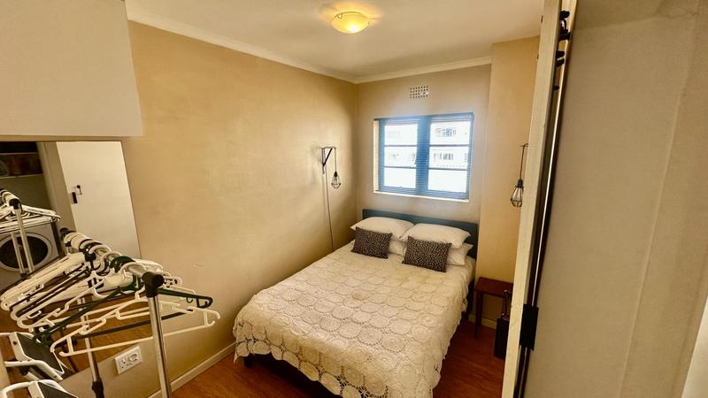 To Let 2 Bedroom Property for Rent in Sea Point Western Cape